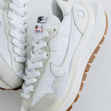 Nike x Sacai Vaporwaffle 淡奶油色 - HADNUS